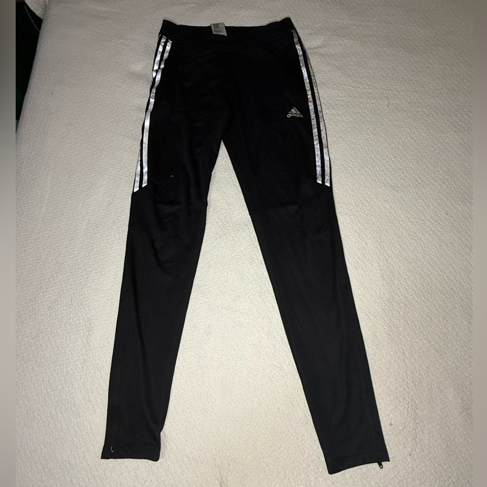 Adidas Black Joggers Sleek Sweatpants Versatile Bottoms Women’s S